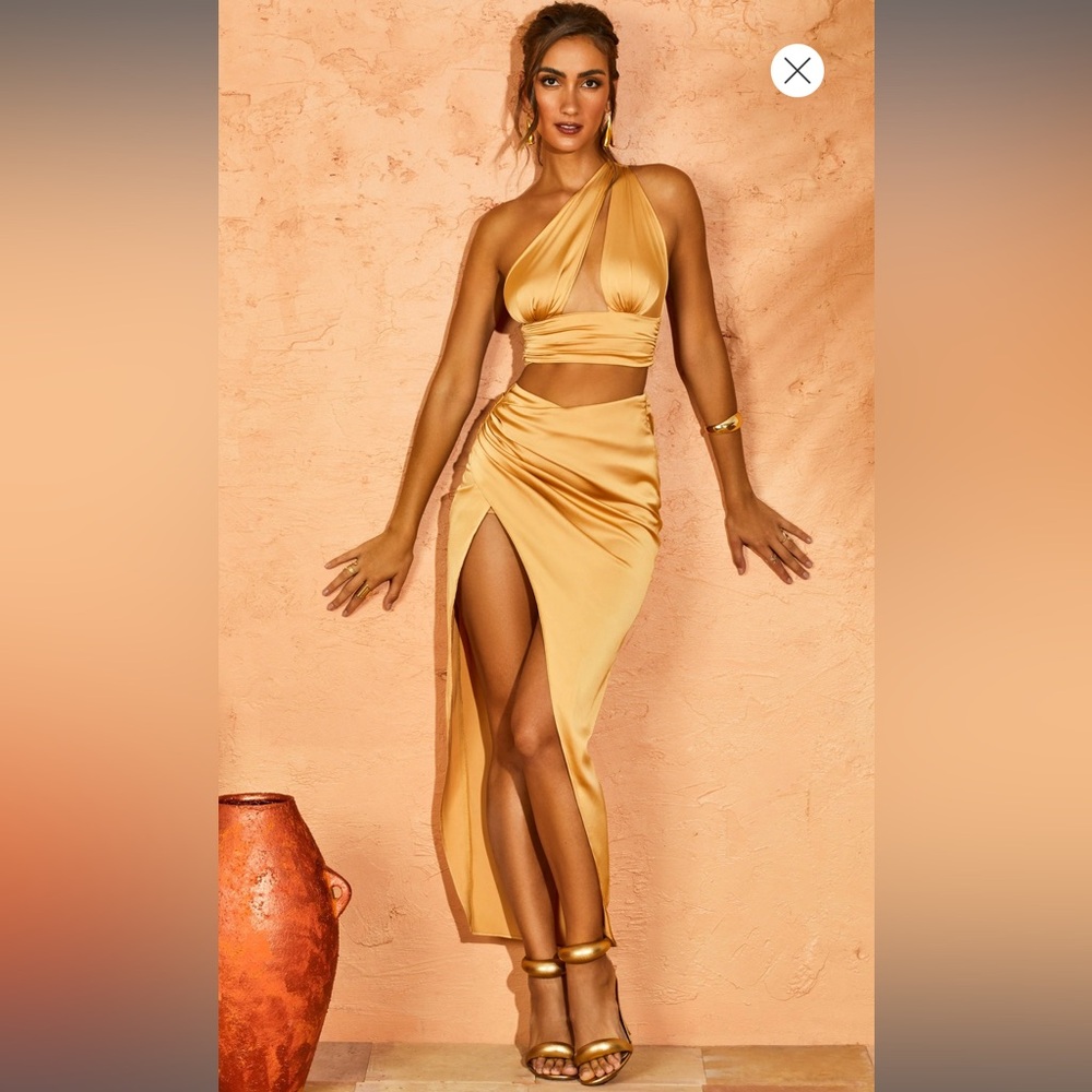Oh Polly Gold Halter Midi Dress